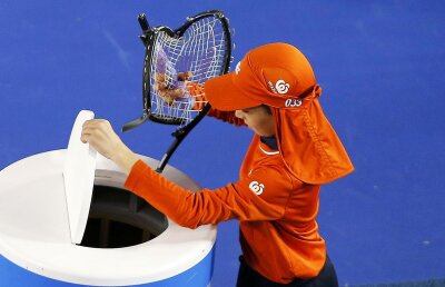 VIDEO 3 faze de azi pe care trebuie să le vezi: punctul genial al Simonei Halep, racheta lui Grigor Dimitrov şi o lovitură rară în meciul Martinei Hingis!