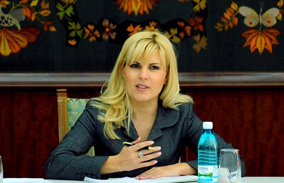 Tolontan explică de ce se teme fostul ministru al Turismului » Justiţia la testul Udrea. Pînă să vorbească, pozele de la Paris scot limba