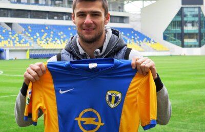 Petrolul, pregătită să atace locul 1 ocupat de Steaua » Ploieştenii au mai realizat un transfer