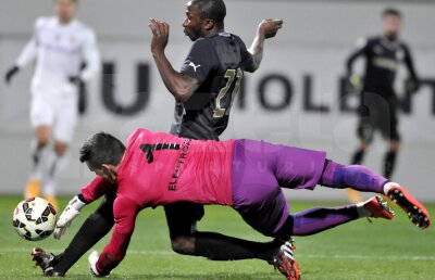 VIDEO Bulldogi germani » Dorinel Munteanu a reuşit să debuteze cu victorie la Astra: 2-0 cu Botoşani