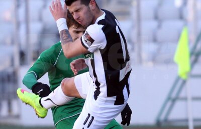 VIDEO ZerU Cluj » ”Şepcile roşii” nu se regăsesc nici cu Adrian Falub la timonă: 0-0 cu Chiajna