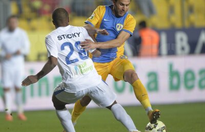 L-au ”furat” Stelei pe Filipe Teixeira? » Mijlocaşul Petrolului ar putea ajunge la vară la o altă echipă din Liga 1