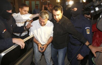 Verdict definitiv în dosarul "Mită în elicopter" » Trei ani de închisoare cu executare pentru Vasile Avram, fostul șef al arbitrilor!
