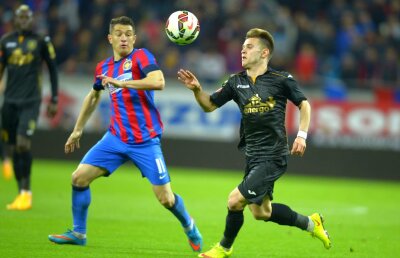 FOTO Un jucător de la ASA a evoluat fără emblemă pe piept în meciul cu Steaua