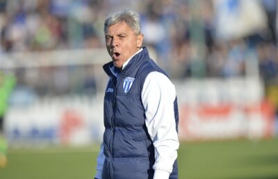 EXCLUSIV Scandal uriaș la Craiova! Cârțu și-a acuzat un jucător de blat și l-a scos din lot: "O rușine ce s-a întîmplat"