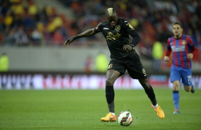 VIDEO Halep Tg. Mureș » Presiunea primului loc n-a afectat-o pe ASA, care a făcut scor de tenis, 6-1 cu Viitorul