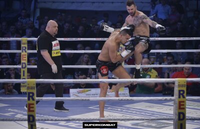 Superkombat revine la Bucureşti pe 23 mai cu un super-eveniment