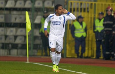 VIDEO Au scăpat de griji » Pandurii s-au distanțat la 7 lungimi de zona retrogradării, după 2-0 cu FC Brașov