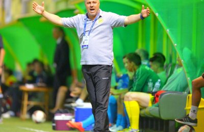 Șumudică nu este preocupat de lupta la titlu, dar are un interes: "Vreau să dau o palmă steliștilor"