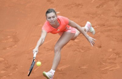 VIDEO Reacție amuzantă după meciul Halep - Dulgheru » "Cea mai lungă strîngere de mînă" :D