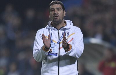 Negocieri la sînge » Oficialii de la ASA negociază prelungirea contractelor cu Liviu Ciobotariu și jucătorii