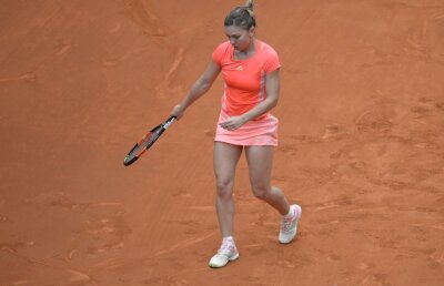Românii nu cred că Simona Halep va avea succes la Roland Garros » Pînă unde apreciază că va ajunge