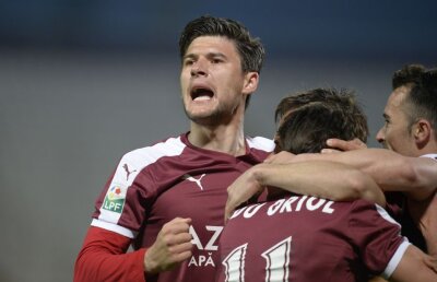 Mobilizare în vestiarul Rapidului înaintea meciului cu CFR Cluj: ”Azi ne jucăm ultima «viață»”