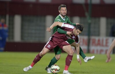 CALCULE Trei echipe se bat pentru un loc » Cum arată lupta pentru salvare şi cînd se decide totul