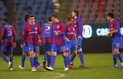 FOTO Un fost fotbalist al Stelei este făcut praf de soţie! » Modul inedit prin care a aflat că va rămîne singur