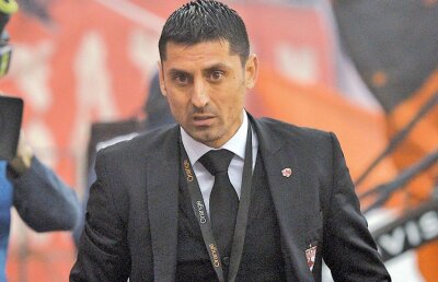 Scandal la Dinamo » Dănciulescu a căzut în dizgrația conducerii: "E bîrfitor și inutil!"