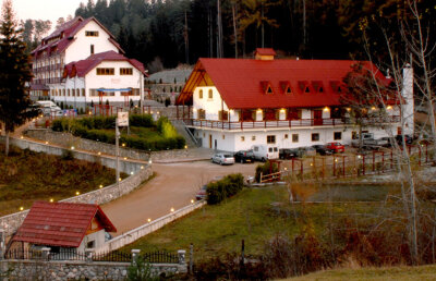 Cantonament la han » Mirel Rădoi își începe cariera de antrenor cu doar 11 jucători în lot