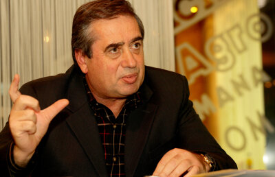 Ioan Niculae nu vrea să își cedeze jucătorii rivalei din Ghencea și are un mesaj pentru Becali: "Niciunul la Steaua!"