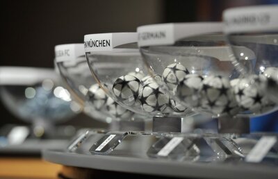 O lună pînă la tururile preliminare! Cum ar putea arăta grupele Champions League și Europa League pentru Steaua » Variante ușoare și grele