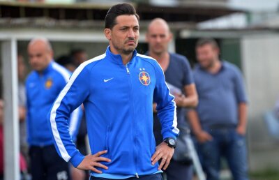 Prima victimă a lui Rădoi! Ce măsură a luat antrenorul încă de la debutul pe banca Stelei