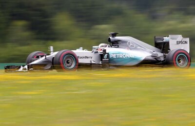 Lipiți la vîrf » Lewis Hamilton și Nico Rosberg vor ocupa prima grilă și în Marele Premiu al Austriei