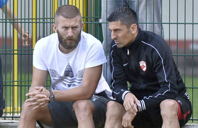 Vojnovici a ajuns în cantonamentul lui Dinamo, aseară trebuia să se parafeze actele cu Vered: "Tare ca o stîncă"