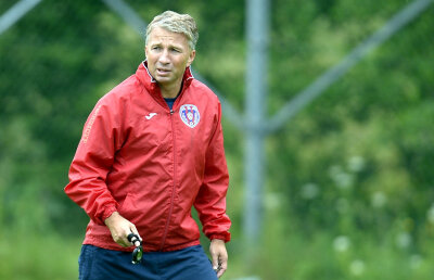 Dan Petrescu a analizat lupta la titlu cu Steaua și șansele de calificare în Europa League: ”Ar fi o jumătate de miracol”