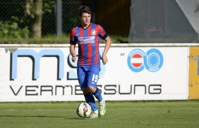 Povestea impresionantă a diamantului neșlefuit găsit de Steaua: "Pînă de curînd trăiam o dramă seară de seară! Voi fi cu ochii în patru ca să nu se irosească"