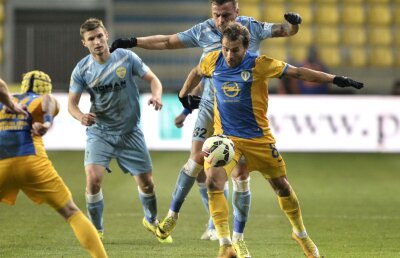 OFICIAL Filipe Teixeira a decis! Jucătorul a semnat azi contractul cu nouă lui echipă