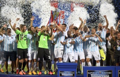 GALERIE FOTO A venit, a cîştigat şi pleacă. Petrescu a cîştigat Supercupa României cu ASA în faţa Stelei, scor 1-0