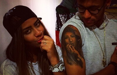 Îl iubește atât de mult pe Neymar, încât și-a tatuat ochii lui. Uite cine a făcut asta!