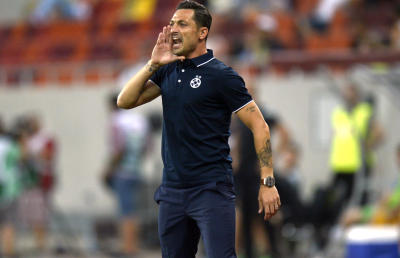 Oficialii Stelei îl liniștesc pe Rădoi și anunță: noul atacant va juca împotriva lui Trencin!