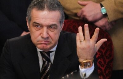 El e omul care l-a făcut invidios pe Gigi Becali! A dat gaură în bănci de un miliard de dolari și visează la stelele Ligii! 
