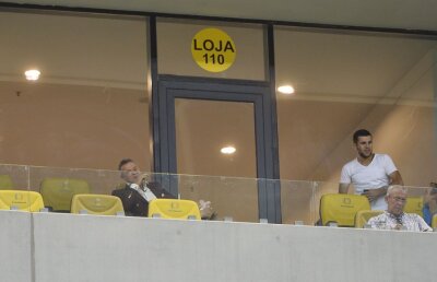 Becali este sigur de calificare după 1-1 cu Partizan: "Dacă jucăm 2000 de ani nu ne mai dau gol" » Patronul Stelei îl face praf pe un jucător