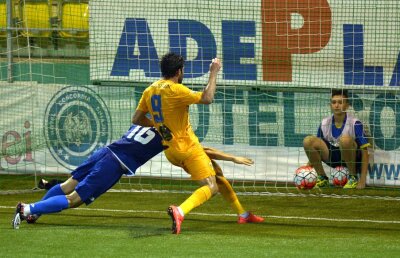 FOTO și VIDEO Fotbal cu de toate » Chiajna și Petrolul au terminat la egalitate, scor 2-2, la capătul unui meci nebun