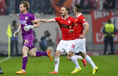 "Cîinii" au descoperit punctele slabe ale roș-albaștrilor: "Steaua a luat-o la vale"