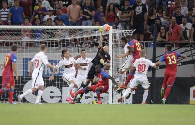 Rușinos! Un dinamovist e în ”Echipa petardelor” după Derby de România