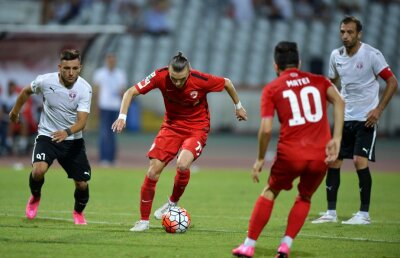 VIDEO Concurs de ratări » Dinamo scapă fără gol primit, 0-0, după ce moldovenii de la CSMS Iaşi au avut o mulţime de ocazii şi au ratat un penalty