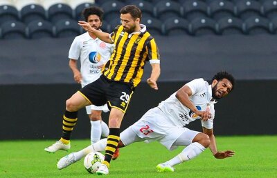 VIDEO Ce jucător a pierdut Steaua! Gol splendid reuşit de Sînmărtean pentru echipa sa