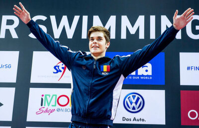 Aur cu gust de Rio » Robert Glinţă și-a îndeplinit baremul pentru JO 2016, după ce a cucerit medalia de aur la 100 metri spate la Mondialele pentru juniori