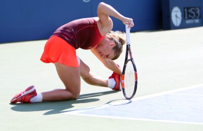 FOTO+VIDEO Momente grele pentru Simona Halep la US Open » Românca a chemat doctorul și a fost foarte nervoasă