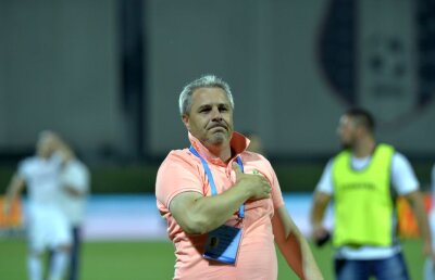 Şumudică a primit o replică dură: "El era stelist în sezonul trecut! Cînta în vestiar după ce le-a trimis titlul"