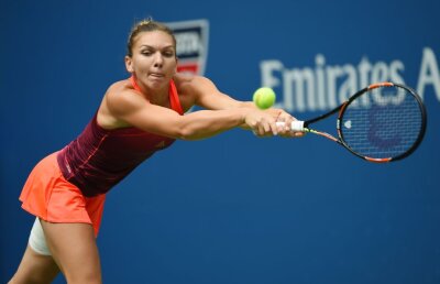 Halep defilează în China » Simona s-a calificat în sferturi la Guangzhou! Cine este următoarea adversară