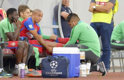 Accidentarea lui Kharja e mai gravă decît se credea inițial » Oficialii Stelei au anunțat cînd va reveni marocanul pe teren