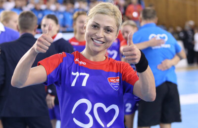 Favoritele merg ceas » Baia Mare, 11 din 11! CSM București, victorie confortabilă