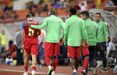 Revoluţie la Steaua » Decizie drastică luată de conducere:  "Trebuie să fim realiști! Acesta este situaţia"