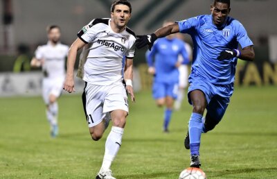 VIDEO Debut cu noroc » Daniel Niculae a jucat primele minute pentru Astra și a centrat la golul victoriei cu CS U Craiova, 1-0
