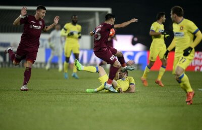 Reghe şi Gâlcă îi dau KO lui Rădoi » Detaliul care îl aruncă pe actualul antrenor în istoria neagră a Stelei