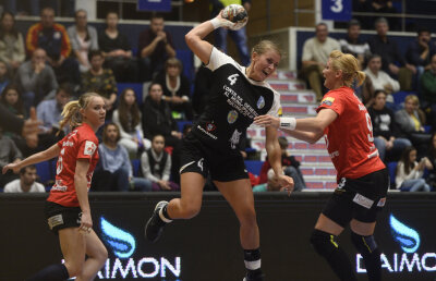 FOTO Victorie de orgoliu » CSM București a cîștigat derby-ul cu HCM Baia Mare, scor 24-21