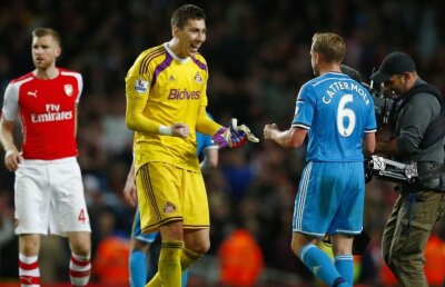 Pantilimon, în centrul atenției în Premier League! Ce duel prefațează englezii